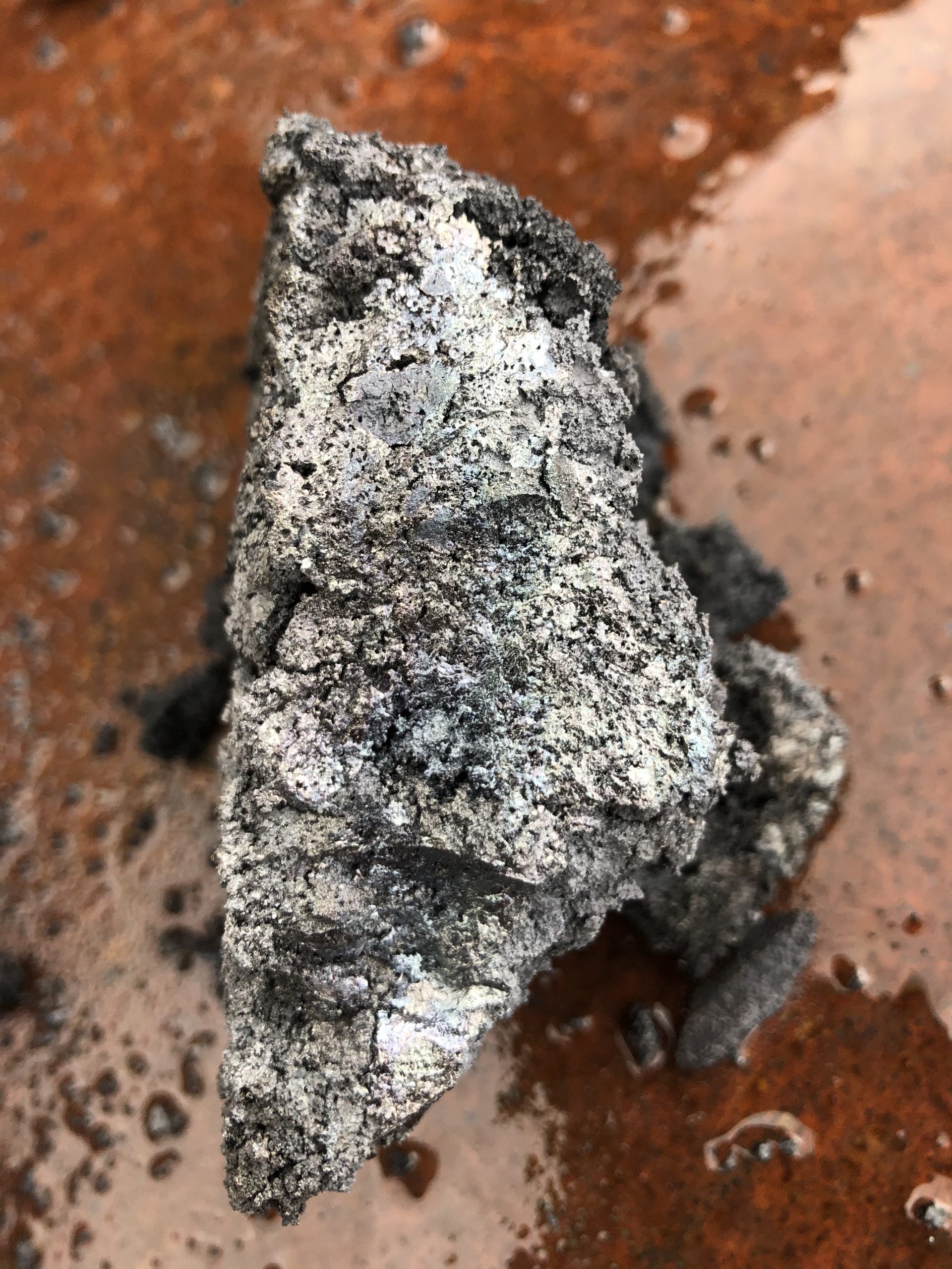 Manganese ore smelt